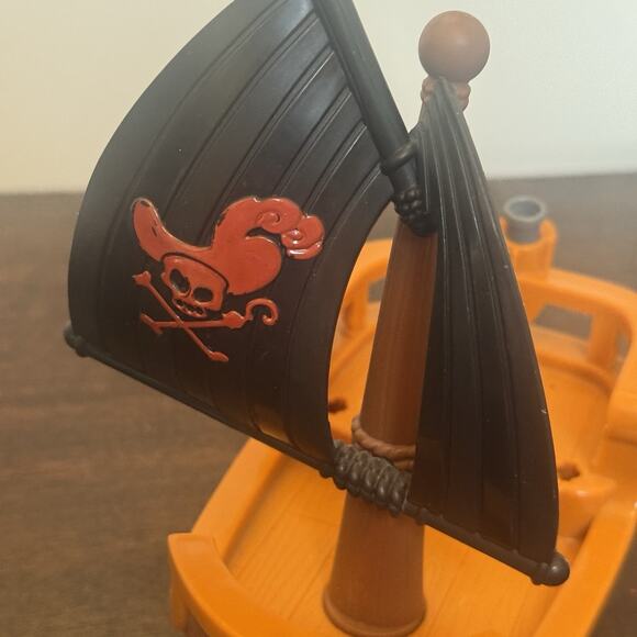 Disney Jake & the Never Land Pirates Hooks Battle Boat Mattel Pirate Ship - Picture 3 of 11